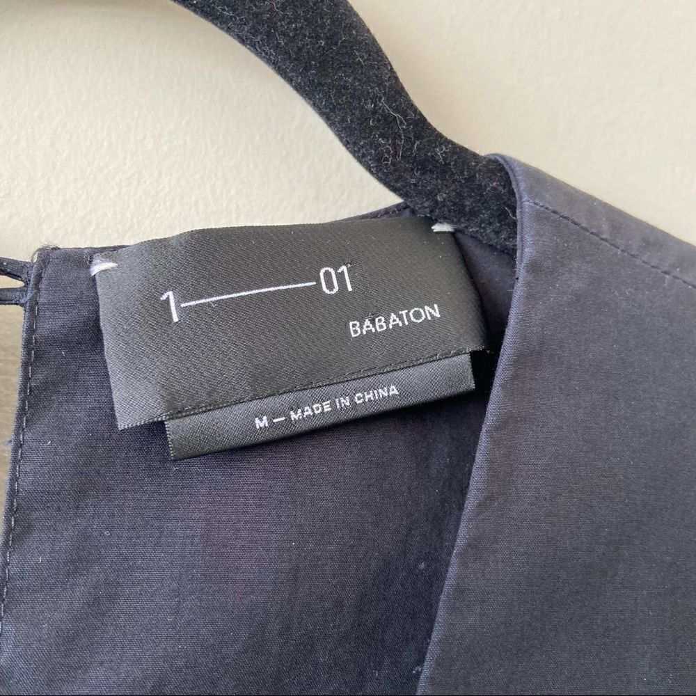 Aritzia-1-01 babaton Judith 100% Cotton Structured Deep V Midi Dress (Medium) - Picture 8 of 14